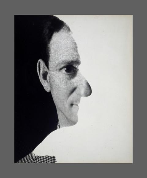 Blumenfeld, "Autoportrait", photographie.