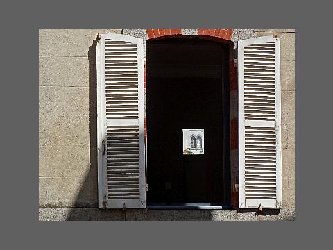 Photo équivoque : "Fenêtre en Abyme".