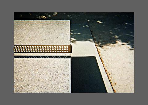 "Ombre du Ping-Pong", photo avec alignement ambigu.