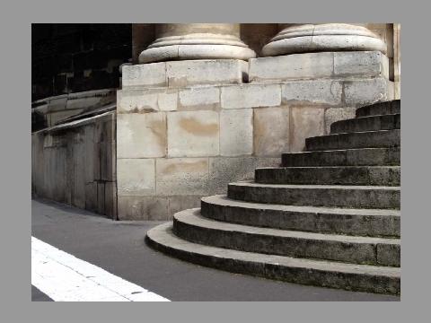 "Eglise saint Servais", photo aux rondeurs incertaines.