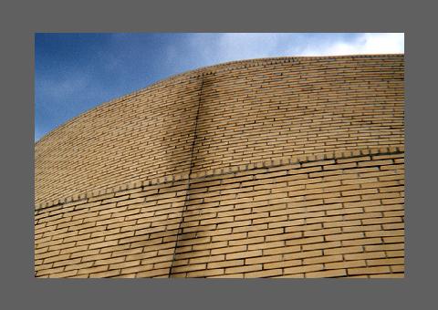 Budapest-Ziggurat-1