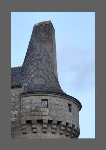 "Chateau du Schtroumpf", double-image architecturale.